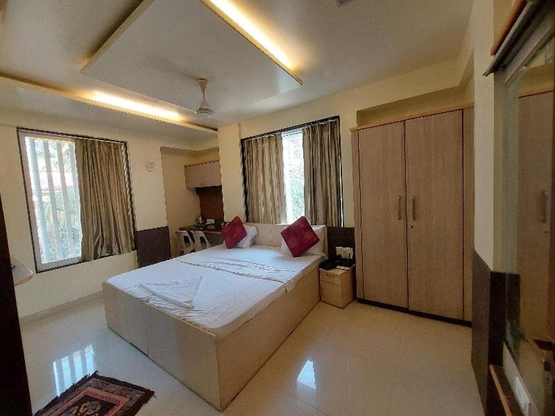 Super Hotel O Happy Homely Stay Near Pune Airport Khadki Exteriör bild